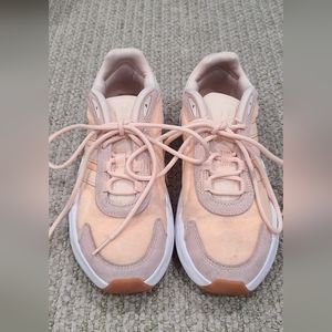 Adidas Ozelle Women's Sneaker